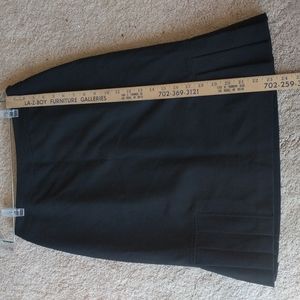 Skirt - TAHARI Wool suiting Size 2